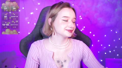 Snapshot of red_queeen chatting on 01.11.25 QUEEN OF EVIL online show from 01.11.25