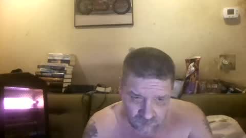 Snapshot of redmud3 chatting on 02.25.25 redmud3 online show from 02.25.25