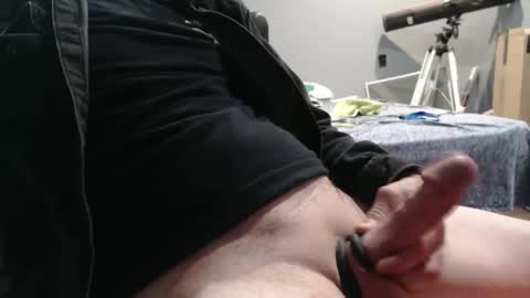 Snapshot of redually chatting on 02.04.25 redually online show from 02.04.25