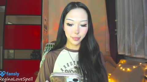 Snapshot of reginainspace chatting on 02.02.25 Regina online show from 02.02.25