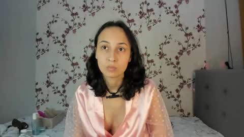 Snapshot of reginamoon12 chatting on 02.09.25 Alisa online show from 02.09.25