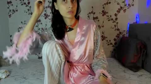 Snapshot of reginamoon12 chatting on 10.19.25 Alisa online show from 10.19.25
