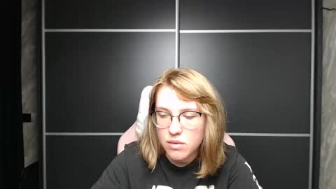 Regina online show from 02.11.25