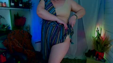 Snapshot of reicat chatting on 01.24.25 Karina online show from 01.24.25