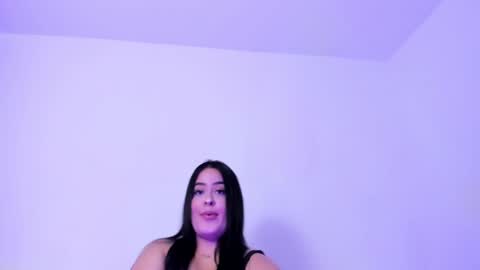 Snapshot of renata_reyes11 chatting on 09.15.25 Renata online show from 09.15.25