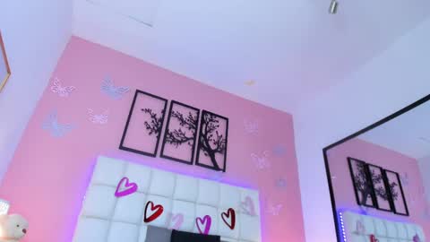 Renata online show from 02.28.25