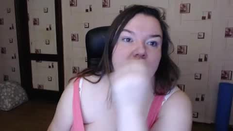 Snapshot of renataoia chatting on 12.08.24 renataoia online show from 12.08.24