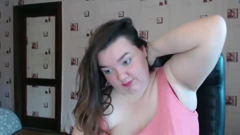 Snapshot of renataoia chatting on 12.16.24 renataoia online show from 12.16.24