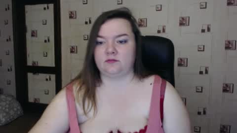 Snapshot of renataoia chatting on 12.16.24 renataoia online show from 12.16.24