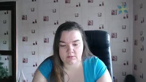 Snapshot of renataoia chatting on 02.04.25 renataoia online show from 02.04.25