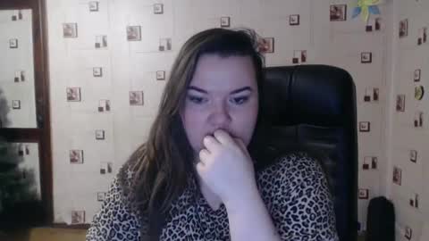 Snapshot of renataoia chatting on 02.16.25 renataoia online show from 02.16.25