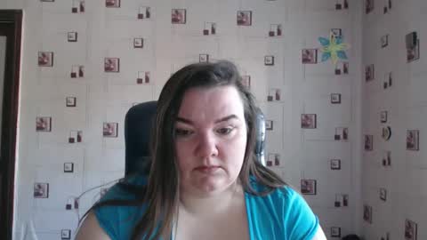 Snapshot of renataoia chatting on 02.24.25 renataoia online show from 02.24.25