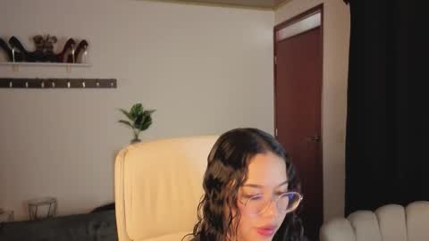 renaxi_smith online show from 09.28.25