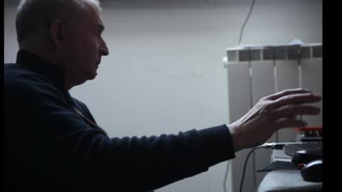 Snapshot of renefr chatting on 03.05.25 renefr online show from 03.05.25