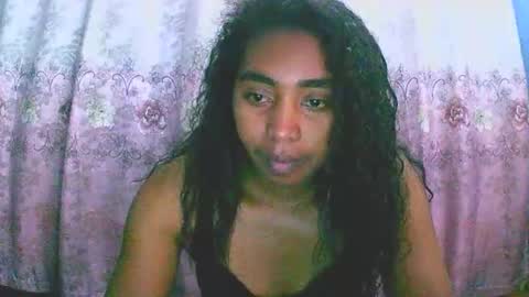 Snapshot of rephaleta chatting on 10.10.25 Rephaleta online show from 10.10.25
