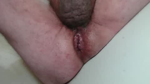 Snapshot of revict_316 chatting on 12.17.24 ICTKinkyCouple 316 online show from 12.17.24