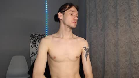 Snapshot of rexxx_erection chatting on 09.19.25 Eugene online show from 09.19.25