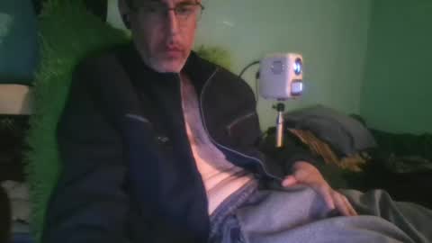 Snapshot of reyes_albert2006 chatting on 12.26.24 reyes_albert2006 online show from 12.26.24