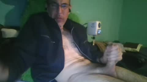 Snapshot of reyes_albert2006 chatting on 01.05.25 reyes_albert2006 online show from 01.05.25