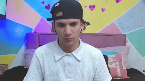 Snapshot of rich_de_la_rosa chatting on 09.15.25 rich and kitty online show from 09.15.25