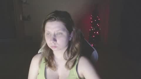 Snapshot of richemily chatting on 01.04.25 Emily online show from 01.04.25