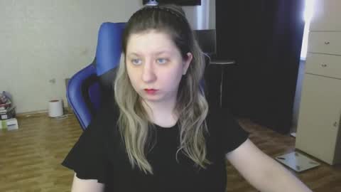 Snapshot of richemily chatting on 10.17.25 Emily online show from 10.17.25