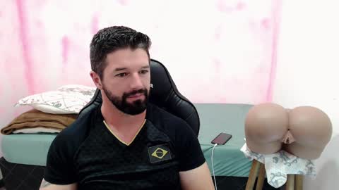 Snapshot of richrolland chatting on 12.19.24 Rickseduction online show from 12.19.24