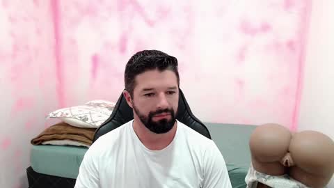 Snapshot of richrolland chatting on 12.19.24 Rickseduction online show from 12.19.24