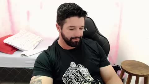 Snapshot of richrolland chatting on 02.04.25 Rickseduction online show from 02.04.25