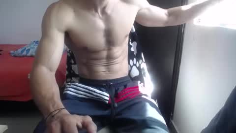 Snapshot of rickcumhot13 chatting on 03.06.25 rickcumhot13 online show from 03.06.25