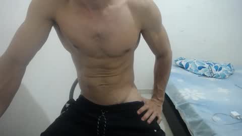 Snapshot of rickcumhot13 chatting on 09.17.25 rickcumhot13 online show from 09.17.25