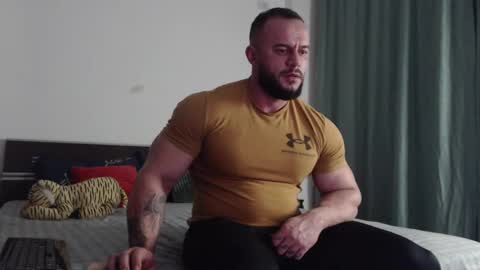 Snapshot of rickymiami1 chatting on 01.11.25 rickymiami1 online show from 01.11.25