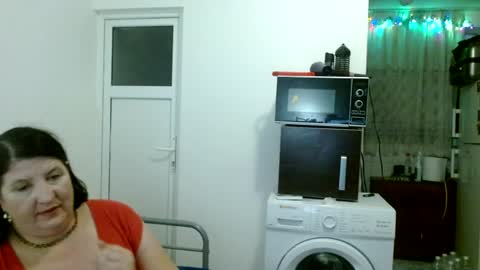 Snapshot of ridemerafsuzana chatting on 12.04.24 Ridemeraf online show from 12.04.24