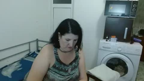 Snapshot of ridemerafsuzana chatting on 01.06.25 Ridemeraf online show from 01.06.25