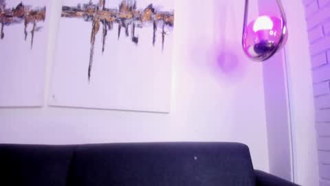 Snapshot of riley_reid_19 chatting on 12.23.24 kamila online show from 12.23.24