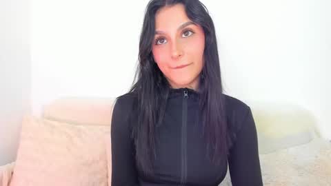 Snapshot of riley_tin chatting on 03.03.25 riley_tin online show from 03.03.25