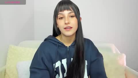 Snapshot of riley_tin chatting on 11.20.25 riley_tin online show from 11.20.25