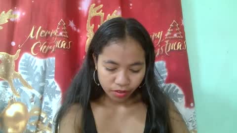 Snapshot of rinah856024 chatting on 02.11.25 rinah856024 online show from 02.11.25