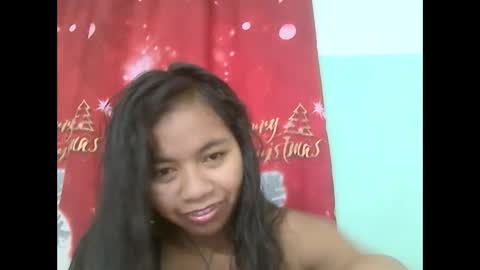 Snapshot of rinah856024 chatting on 02.15.25 rinah856024 online show from 02.15.25