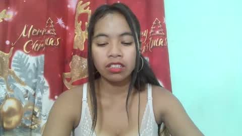 Snapshot of rinah856024 chatting on 03.06.25 rinah856024 online show from 03.06.25