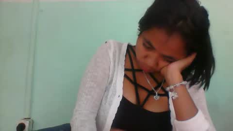 Snapshot of rinah856024 chatting on 09.27.25 rinah856024 online show from 09.27.25