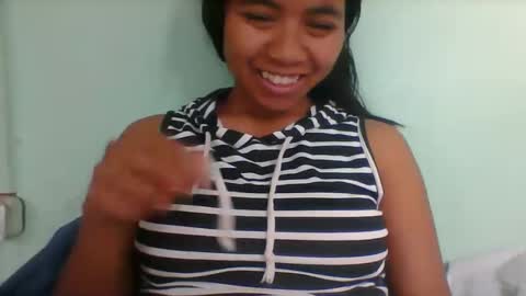 Snapshot of rinah856024 chatting on 09.29.25 rinah856024 online show from 09.29.25