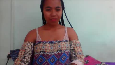 Snapshot of rinah856024 chatting on 10.05.25 rinah856024 online show from 10.05.25