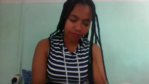 Snapshot of rinah856024 chatting on 10.09.25 rinah856024 online show from 10.09.25