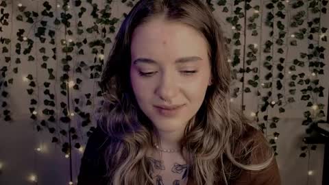 Snapshot of risha_laass chatting on 02.15.25 risha_laass online show from 02.15.25