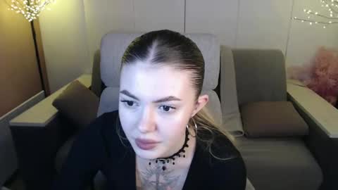 Snapshot of ritaneer chatting on 03.11.25 ritaneer online show from 03.11.25