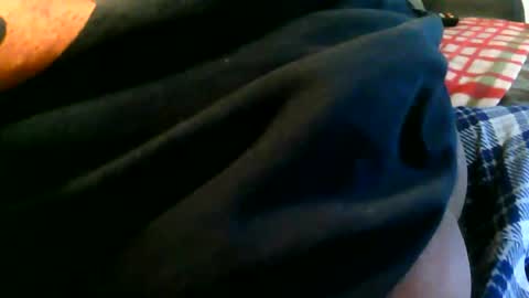 Snapshot of rjbear1 chatting on 11.01.25 RJ online show from 11.01.25