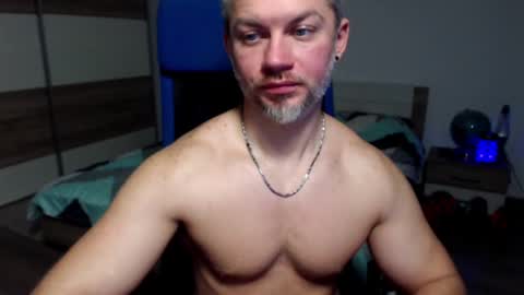 Snapshot of robbyshawz chatting on 01.05.25 robbyshawz online show from 01.05.25