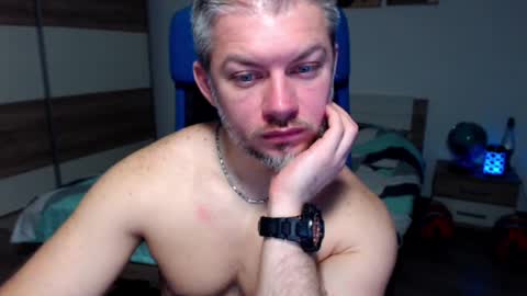 Snapshot of robbyshawz chatting on 01.11.25 robbyshawz online show from 01.11.25