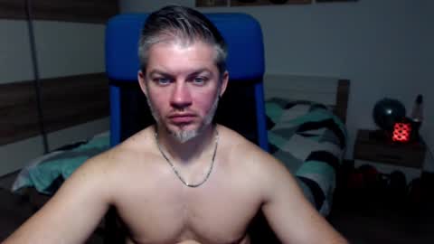 Snapshot of robbyshawz chatting on 01.21.25 robbyshawz online show from 01.21.25